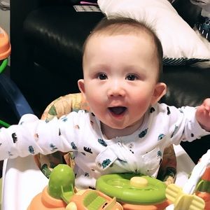 Meet your Posher, Hoai